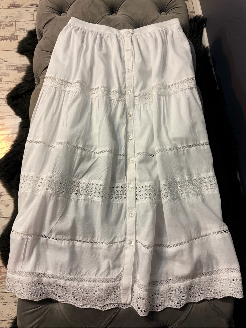 GAP White Cotton Eyelet Lace Button-Front Maxi Skirt Size M